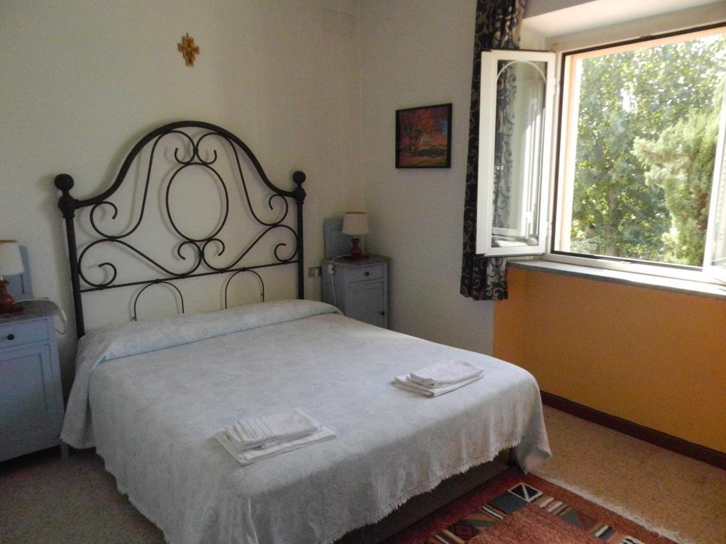 Residence Il Colle Collestrada Quarto foto