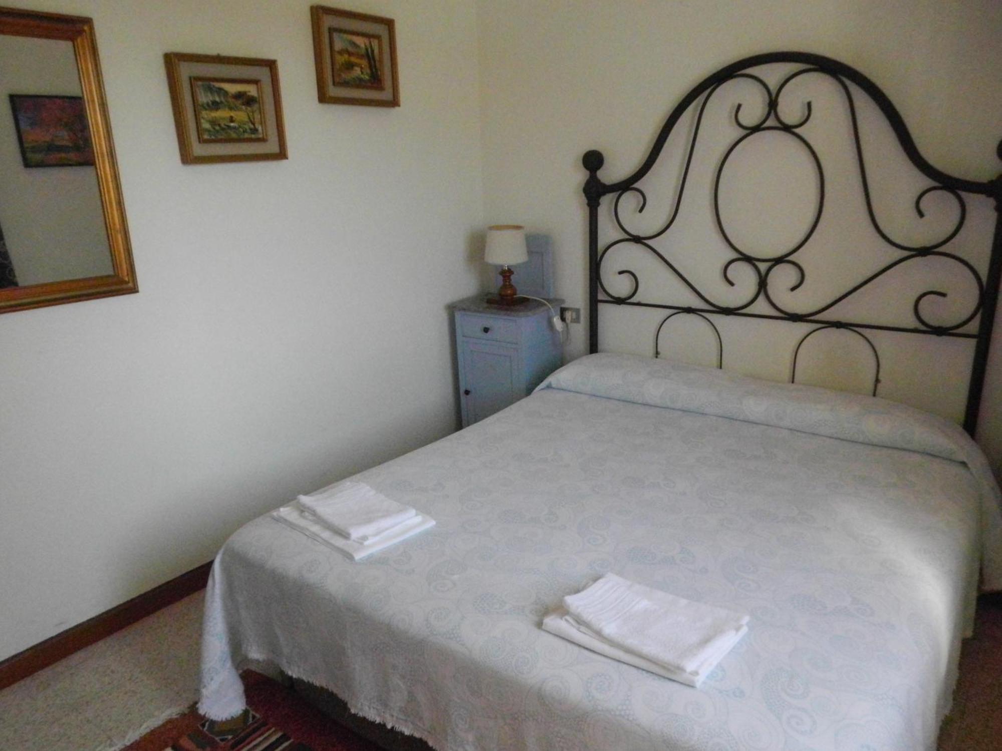 Residence Il Colle Collestrada Quarto foto
